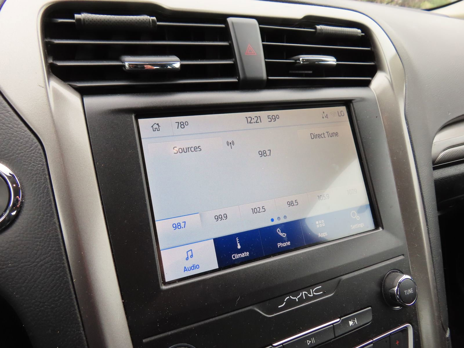 Used 2019 Ford Fusion SE image 23