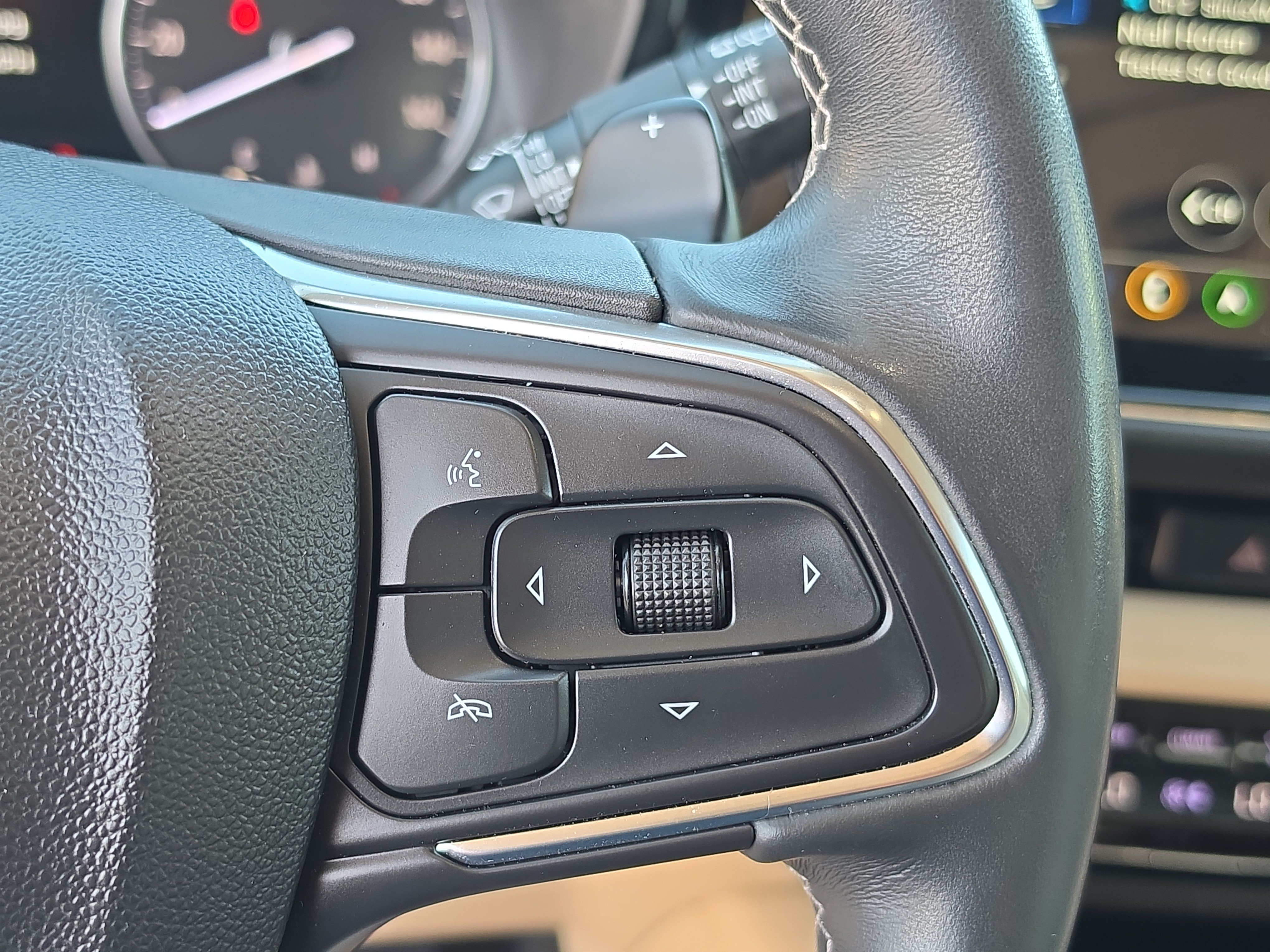 Certified 2023 Buick Envision Avenir FWD image 21