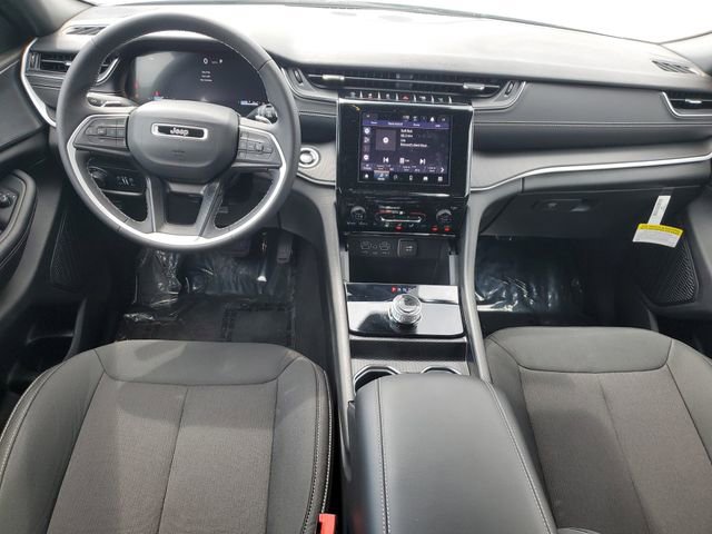 New 2024 Jeep Grand Cherokee L Laredo w/ Trailer Tow Package image 9