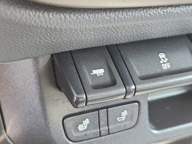Used 2017 Chevrolet Colorado Z71 AWD/4WD image 20