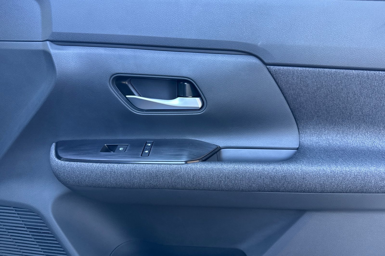 New 2026 Nissan Kicks SV image 20