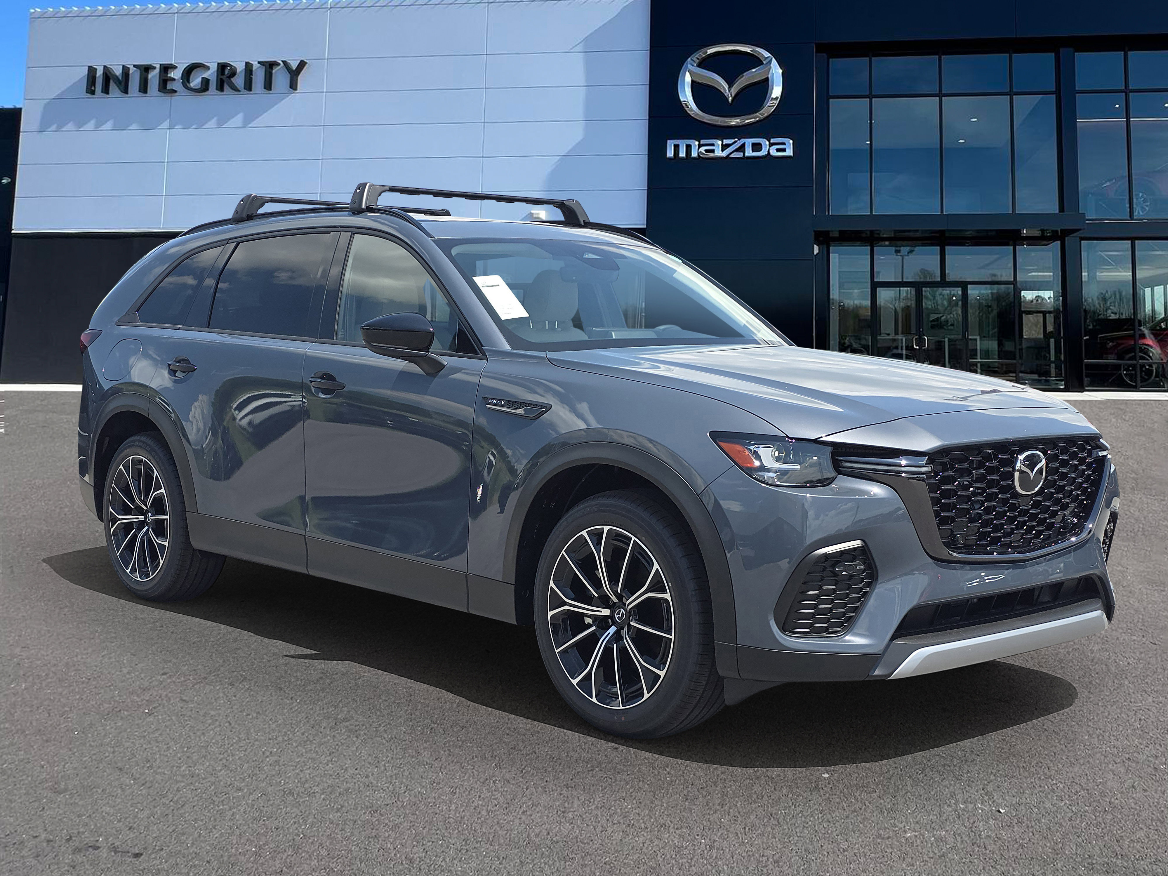 Certified 2025 MAZDA CX-70 Plug-In Hybrid w/ Premium Pkg image 2