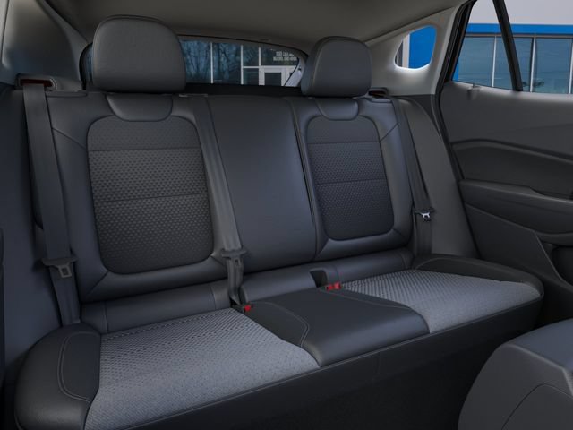 New 2026 Chevrolet Trax LT w/ Sunroof Package FWD image 17