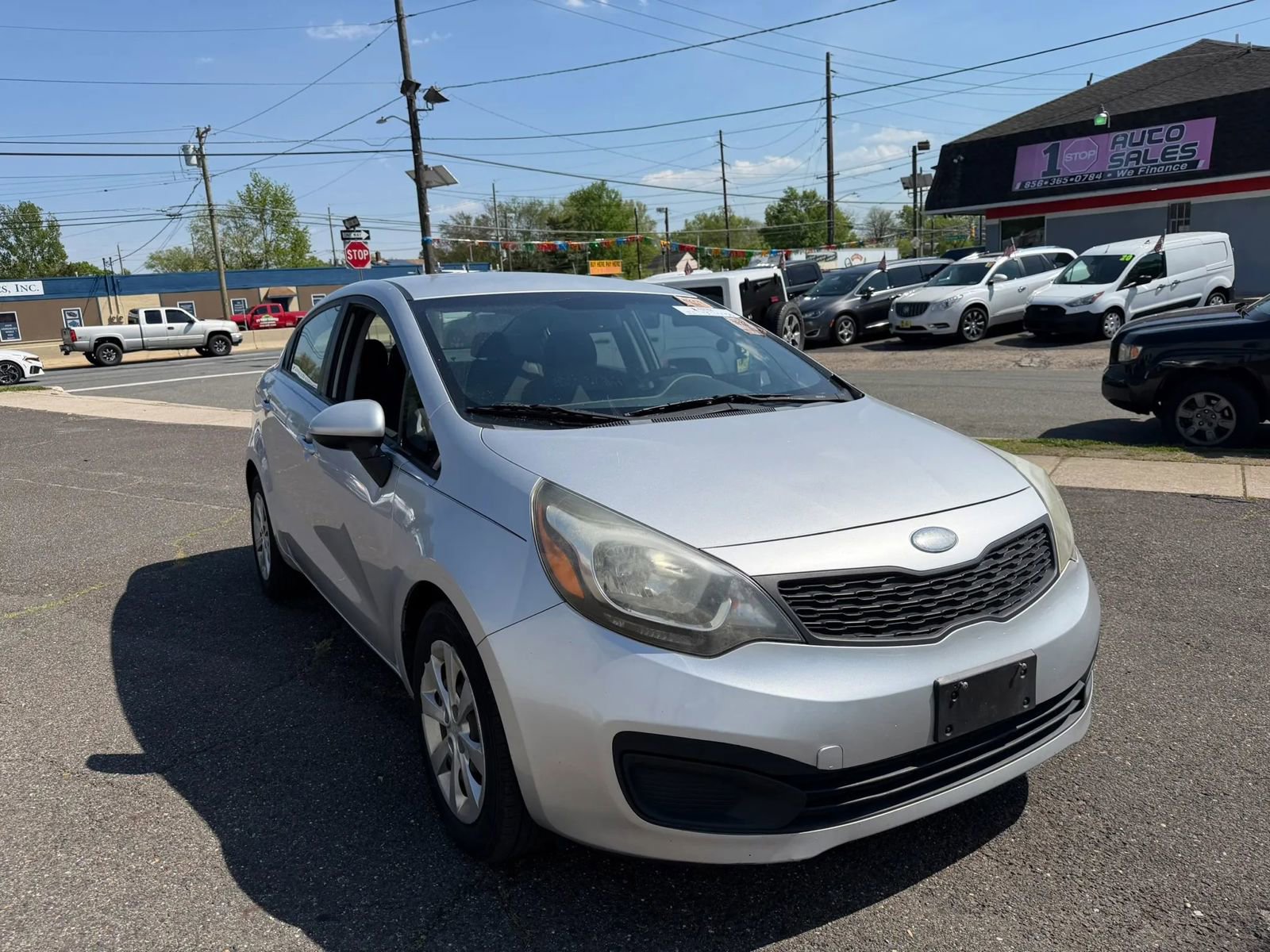 Used 2013 Kia Rio LX w/ PWR Pkg FWD image 2