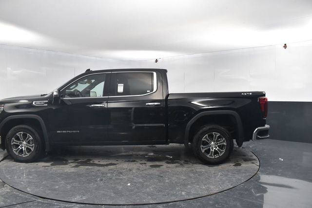 Used 2025 GMC Sierra 1500 SLT image 5