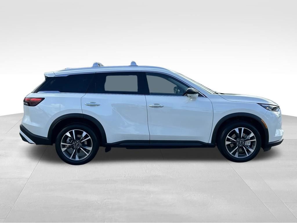 Used 2025 INFINITI QX60 Luxe image 7