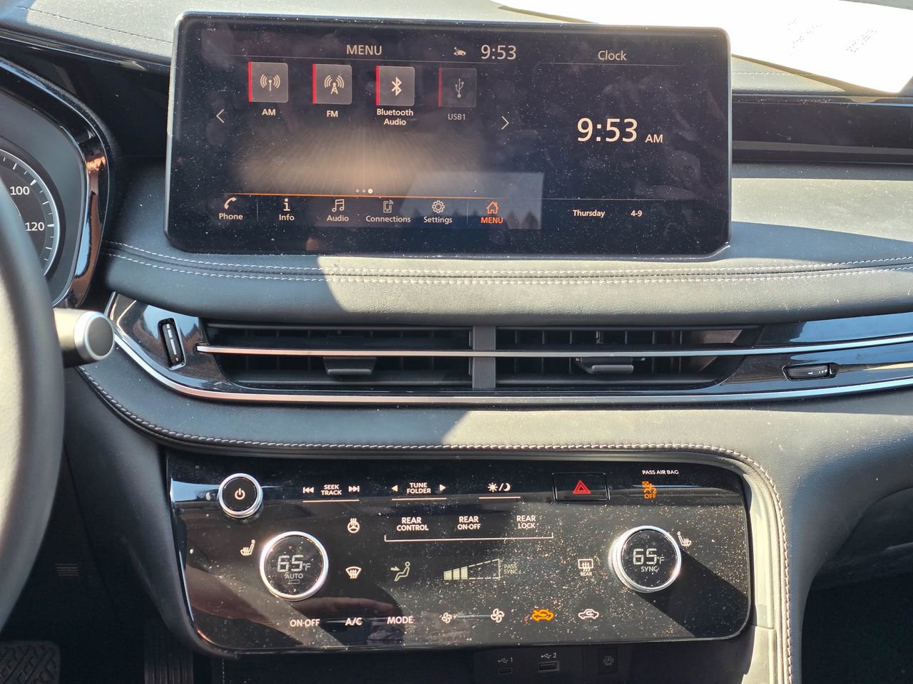 Used 2023 INFINITI QX60 Pure image 17