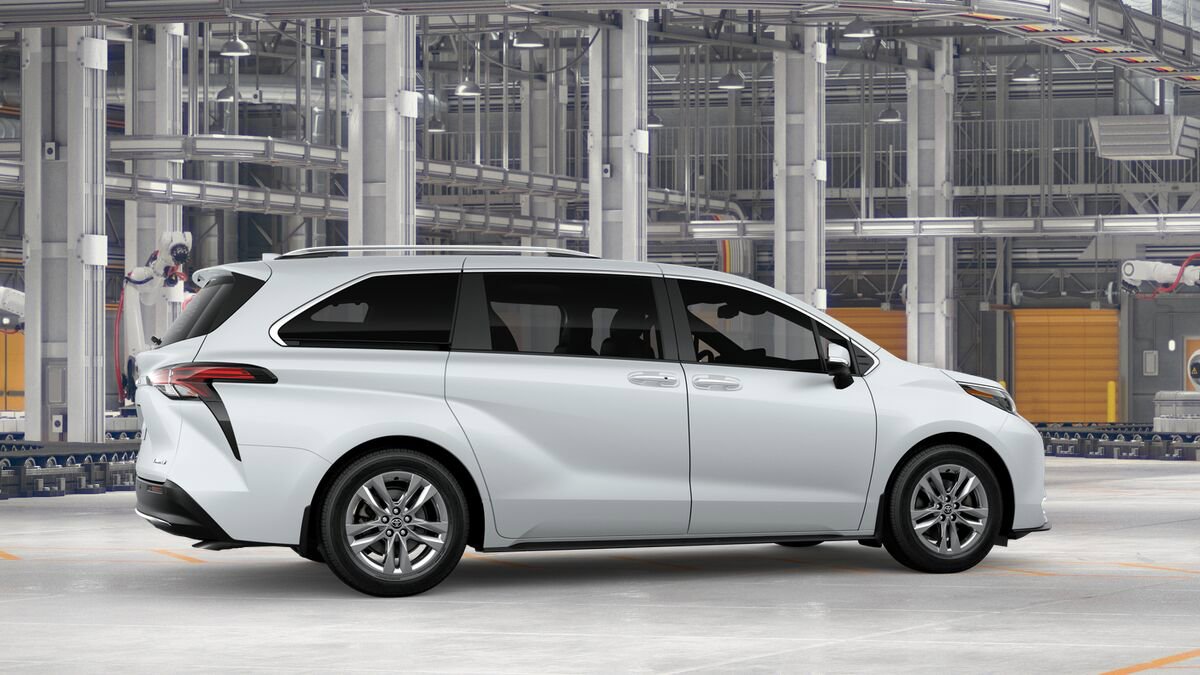New 2026 Toyota Sienna Limited AWD/4WD image 11