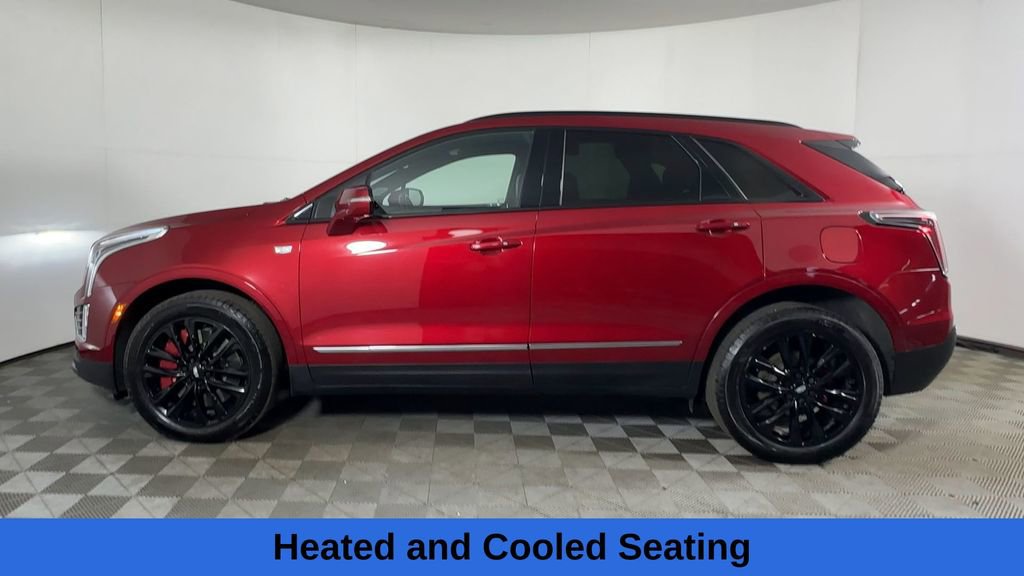 Certified 2023 Cadillac XT5 Sportv AWD/4WD image 8