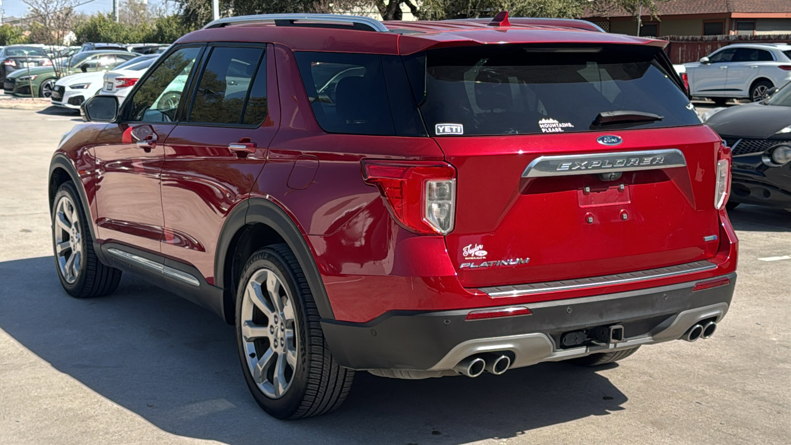 Used 2020 Ford Explorer Platinum w/ Premium Technology Package image 5