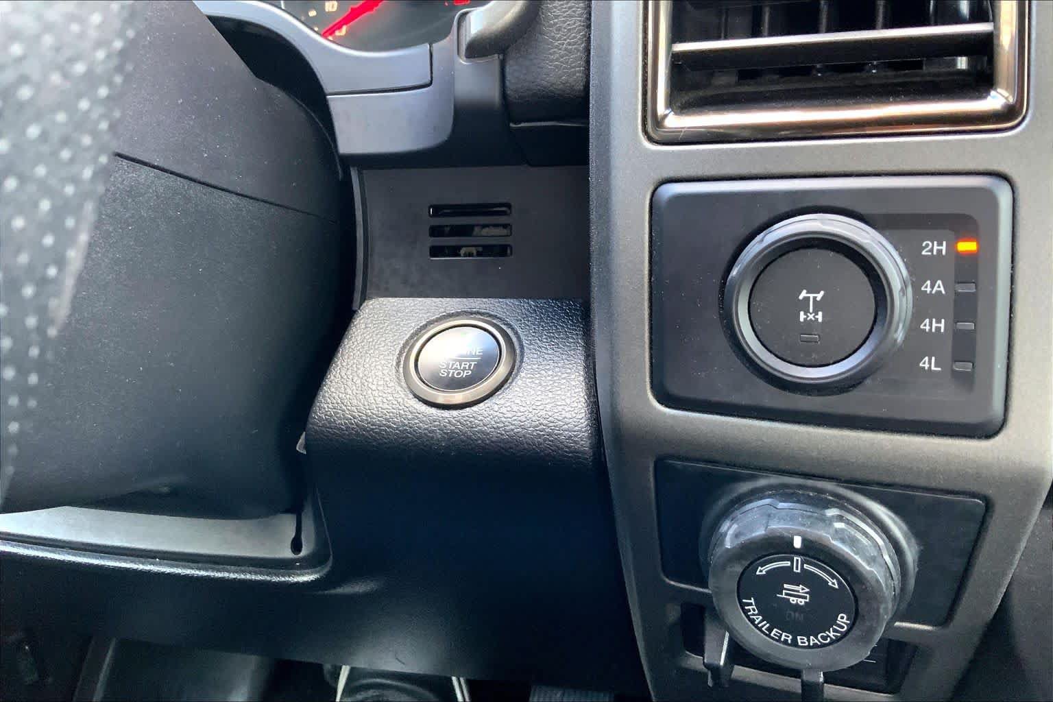 Used 2019 Ford F150 Raptor w/ Equipment Group 802A Luxury AWD/4WD image 36