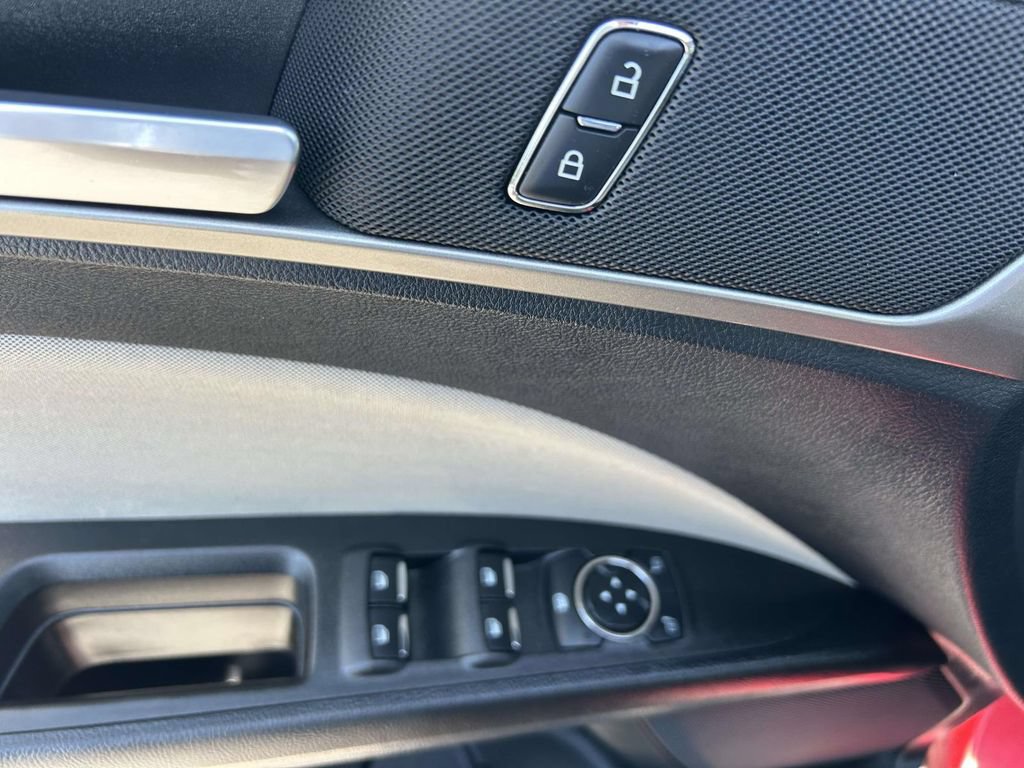 Used 2020 Ford Fusion S FWD image 18