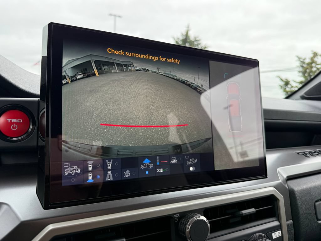 Used 2024 Toyota Tacoma TRD Sport AWD/4WD image 29