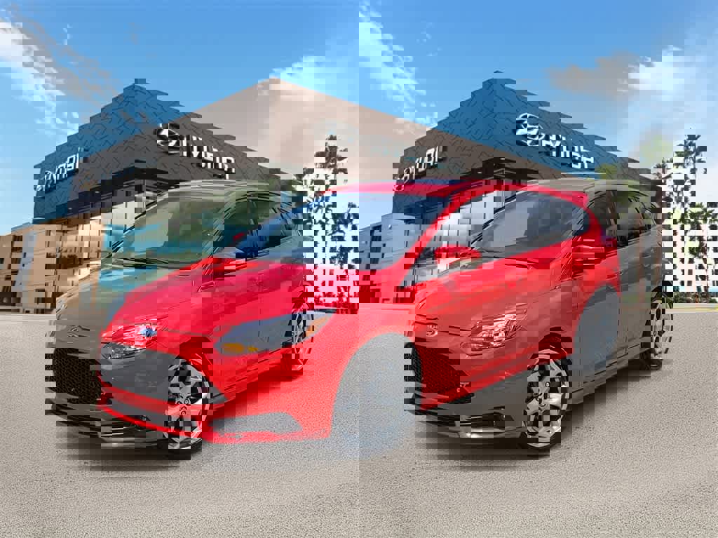 Used 2014 Ford Focus ST w/ Equipment Group 201A