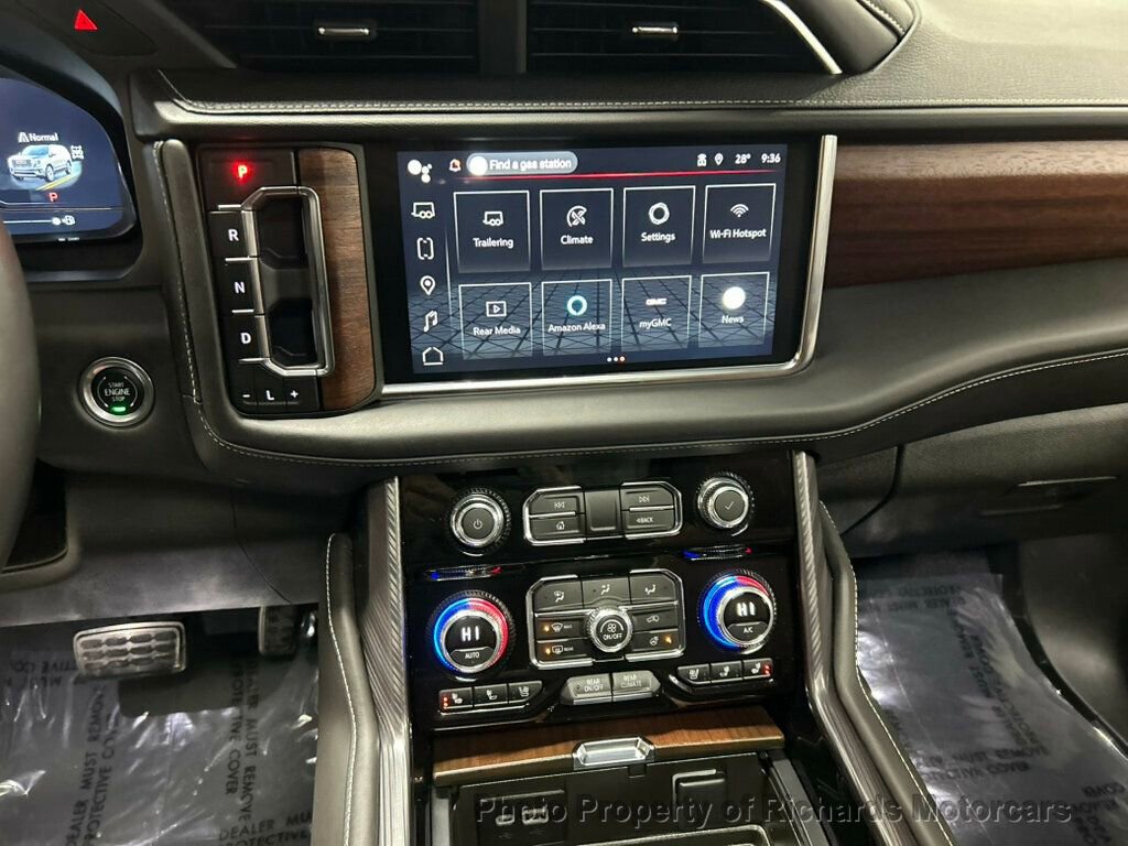 Used 2024 GMC Yukon Denali Ultimate image 18