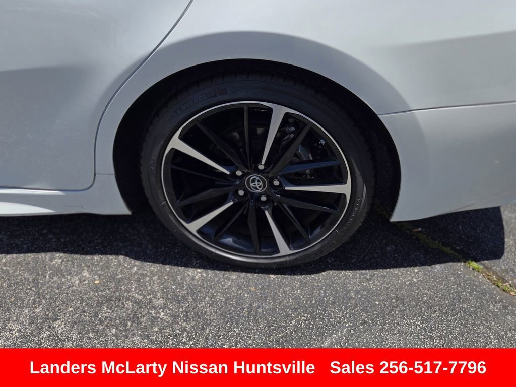 Used 2019 Toyota Camry XSE FWD image 12