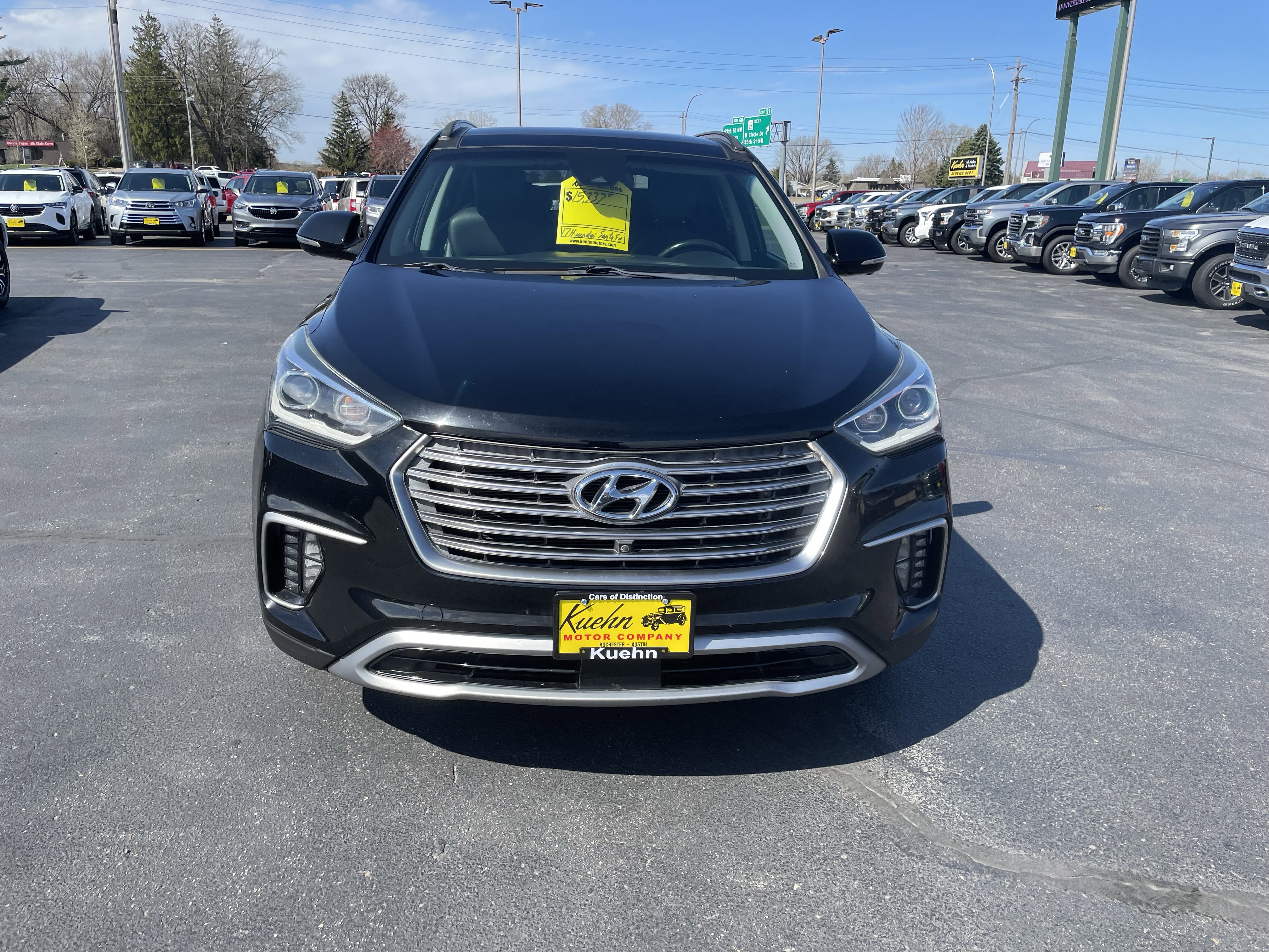 Used 2017 Hyundai Santa Fe Limited AWD/4WD image 3