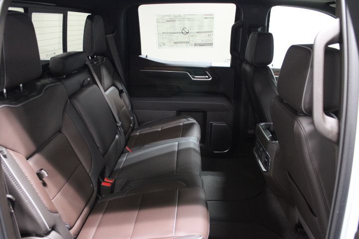 New 2026 GMC Sierra 1500 Denali w/ Denali Reserve Package AWD/4WD image 32