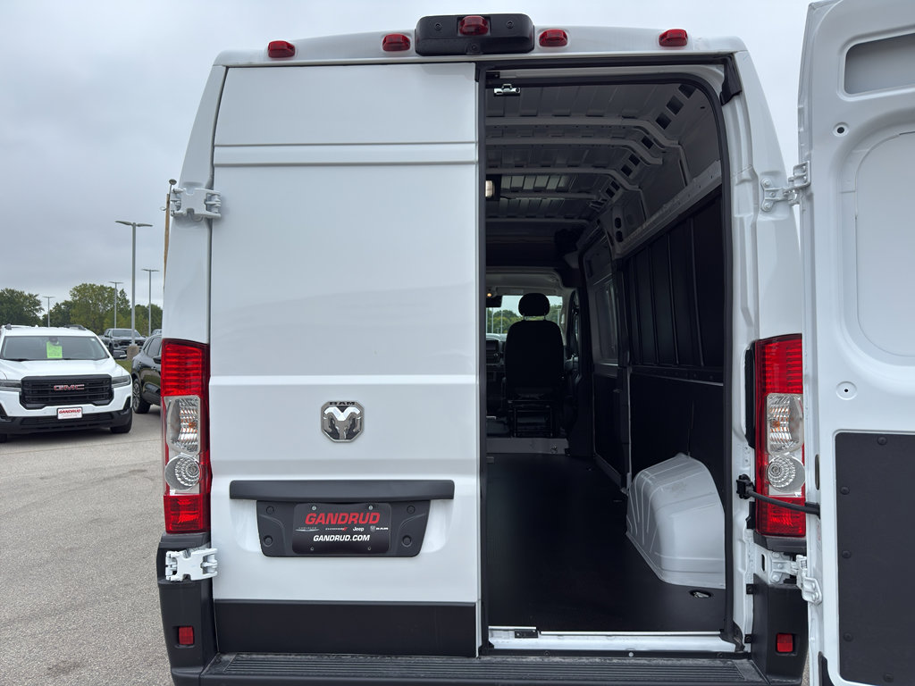 New 2026 RAM ProMaster 2500 w/ Convenience Group image 31