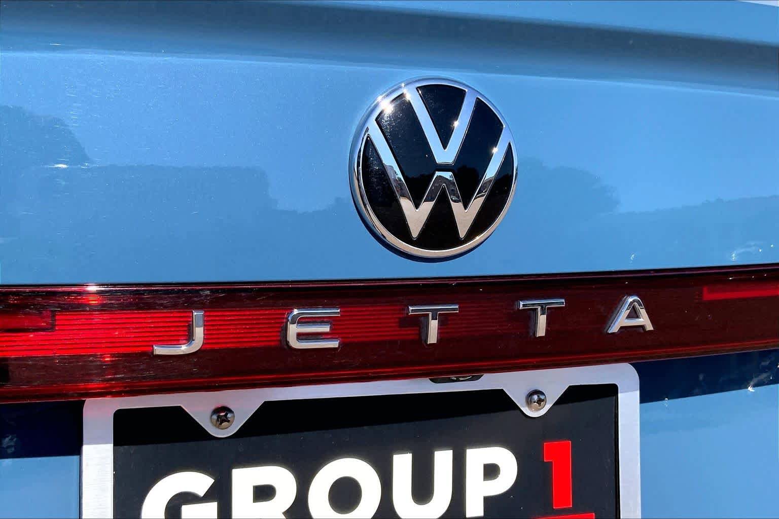 Used 2025 Volkswagen Jetta S FWD image 30