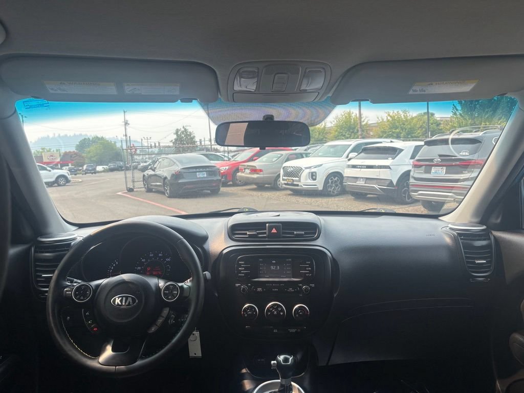Used 2016 Kia Soul + w/ Designer's Package FWD image 21