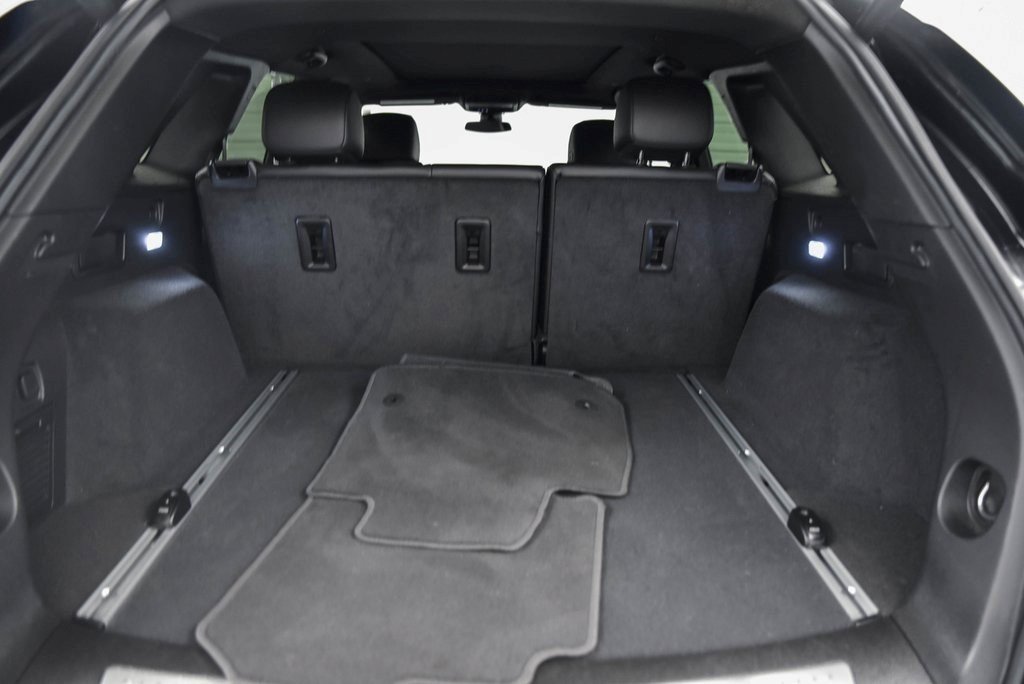 Certified 2025 Cadillac XT5 Premium Luxury image 11