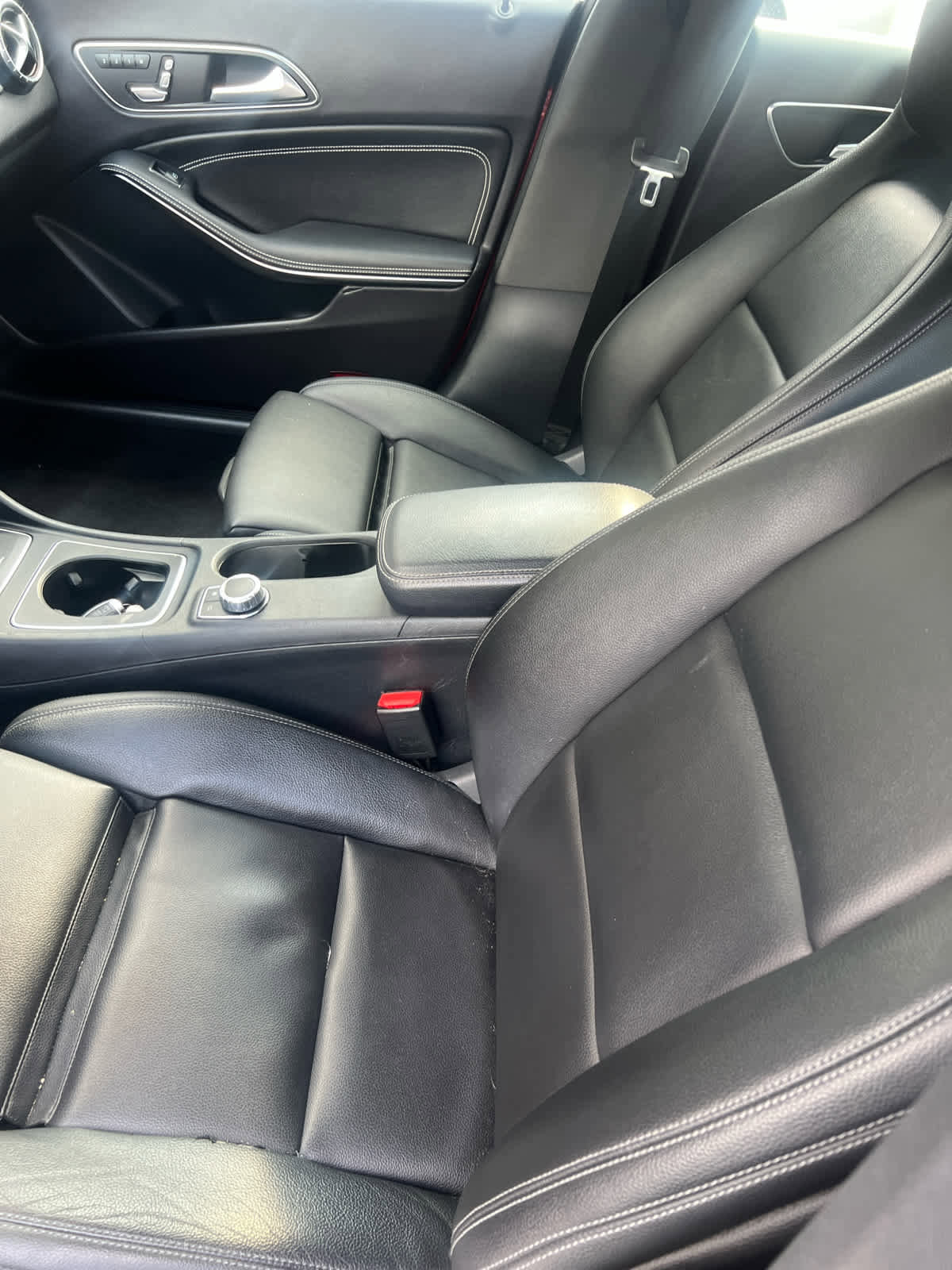 Used 2018 Mercedes-Benz CLA 250 4MATIC image 11