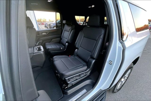 New 2026 GMC Yukon XL Denali image 10
