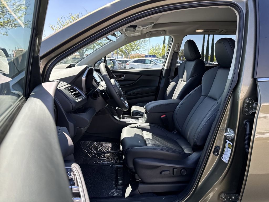 New 2026 Subaru Ascent Limited image 13