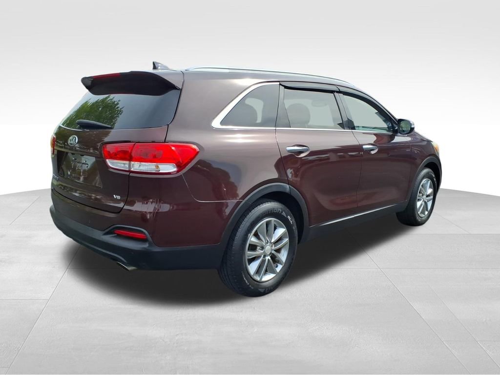 Used 2018 Kia Sorento LX w/ LX V6 Convenience Package image 26