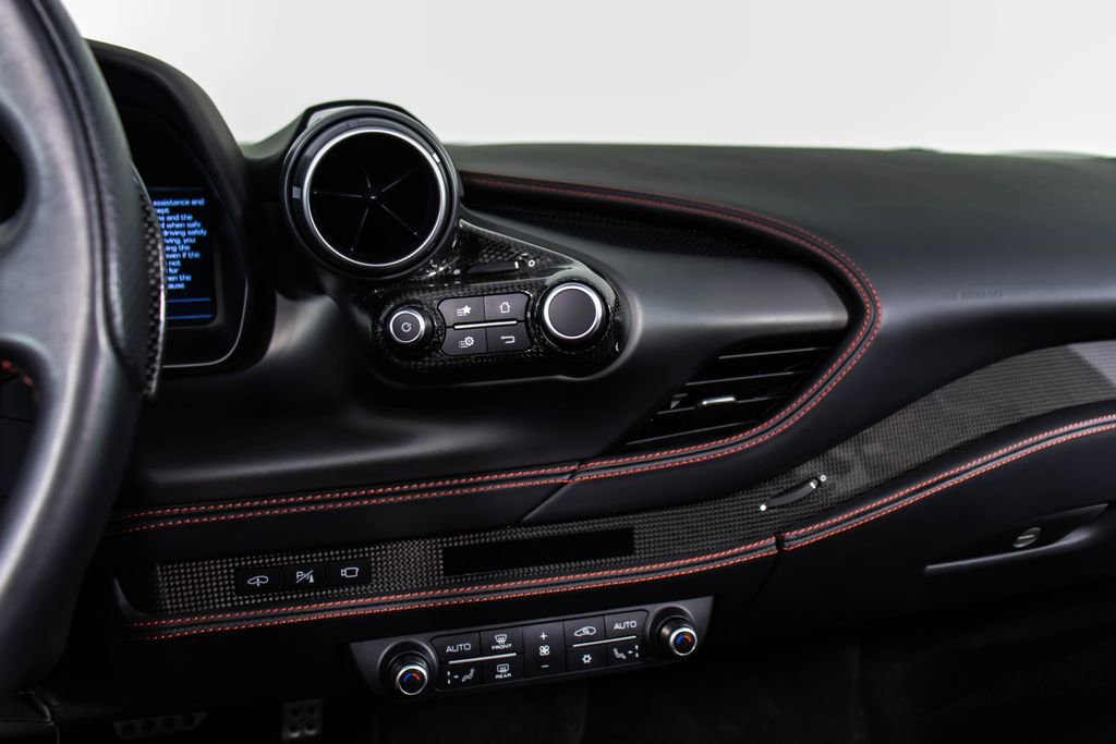 Certified 2022 Ferrari F8 Tributo image 40