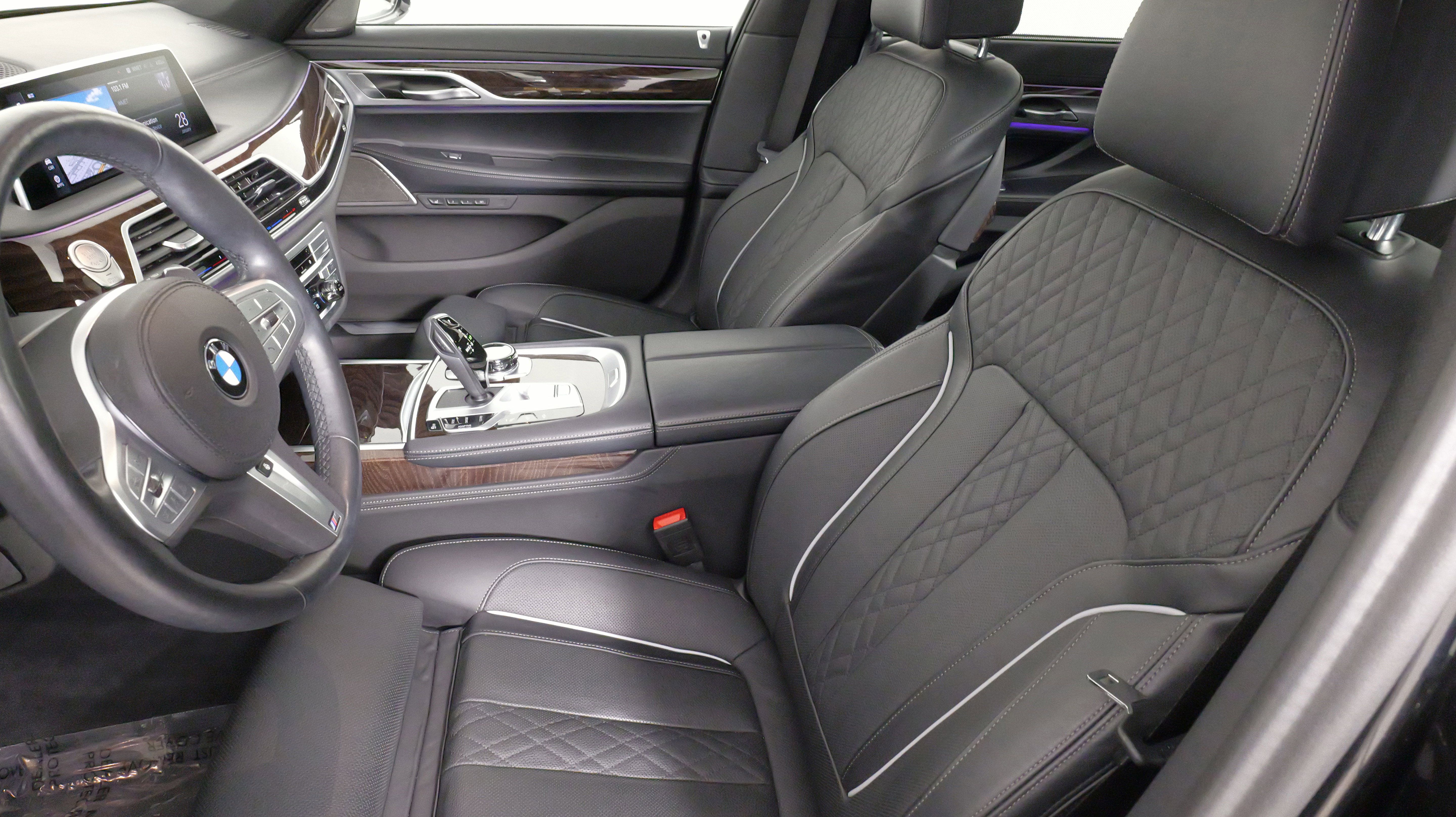 Used 2022 BMW 750i xDrive 750i xDrive w/ Executive Package image 34