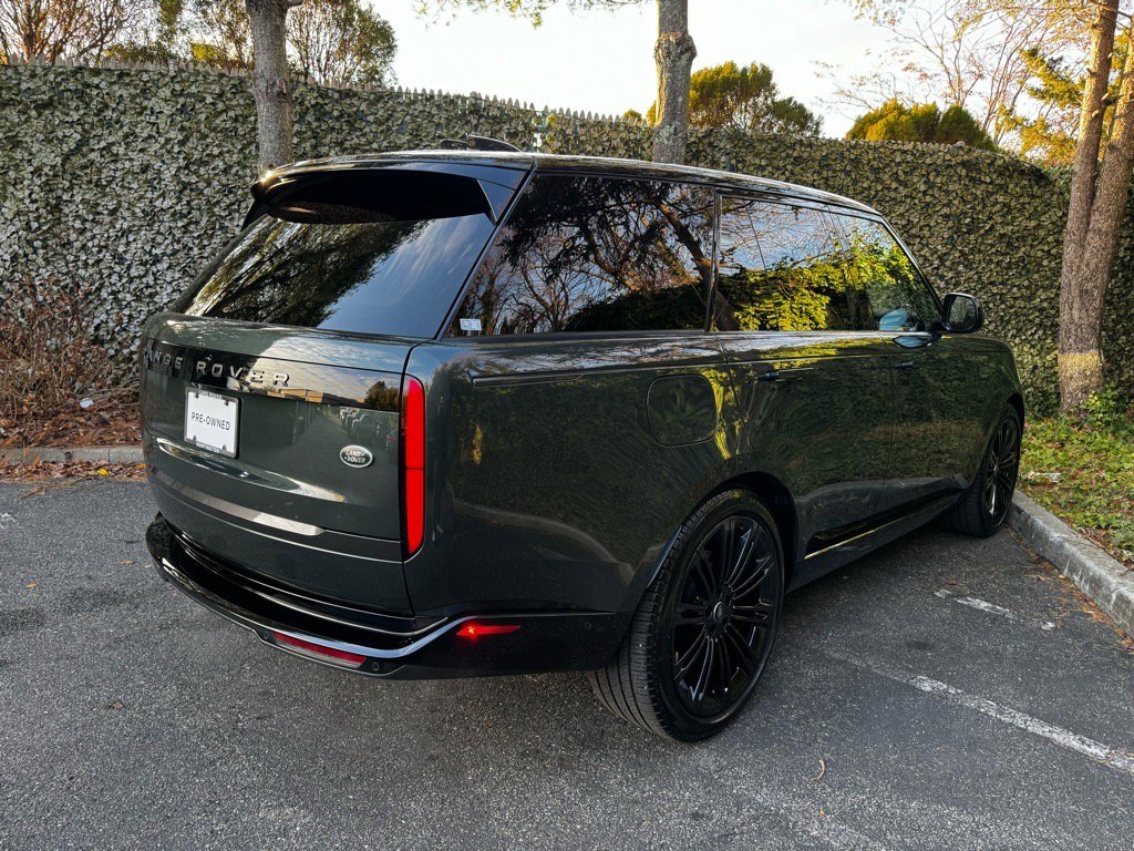 Certified 2023 Land Rover Range Rover SE image 7