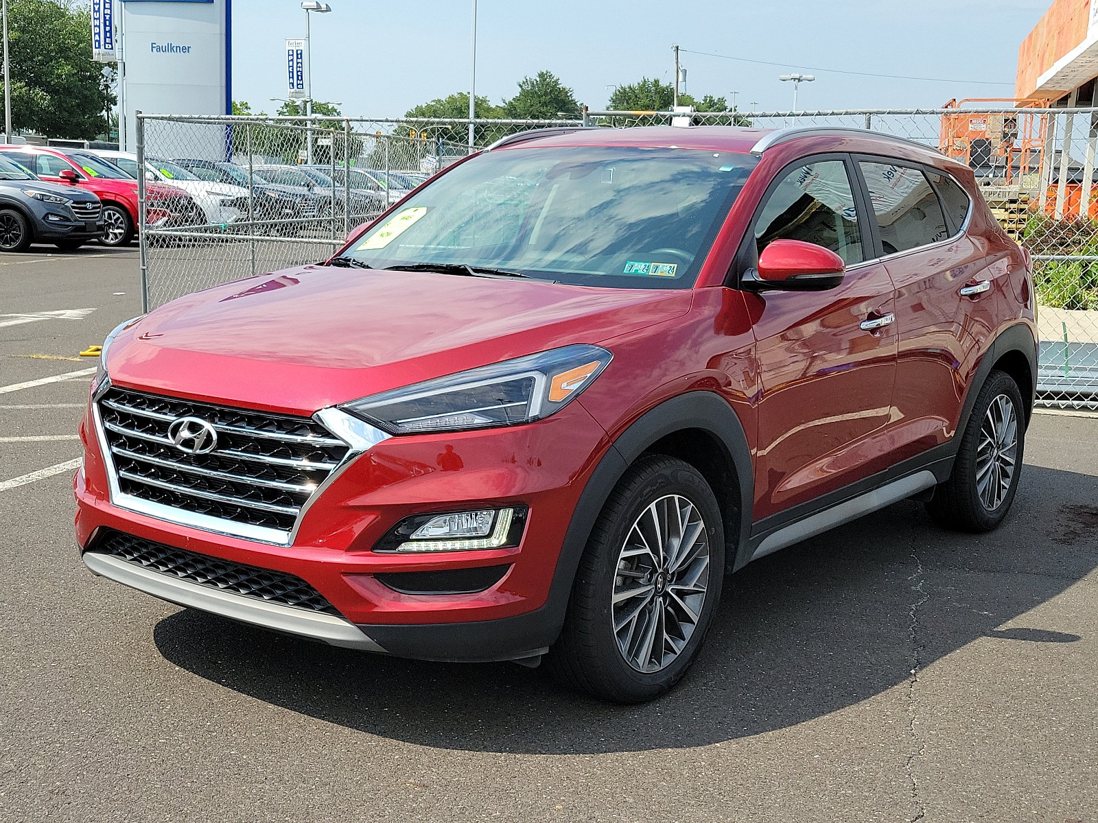 Used 2021 Hyundai Tucson Limited AWD/4WD image 3