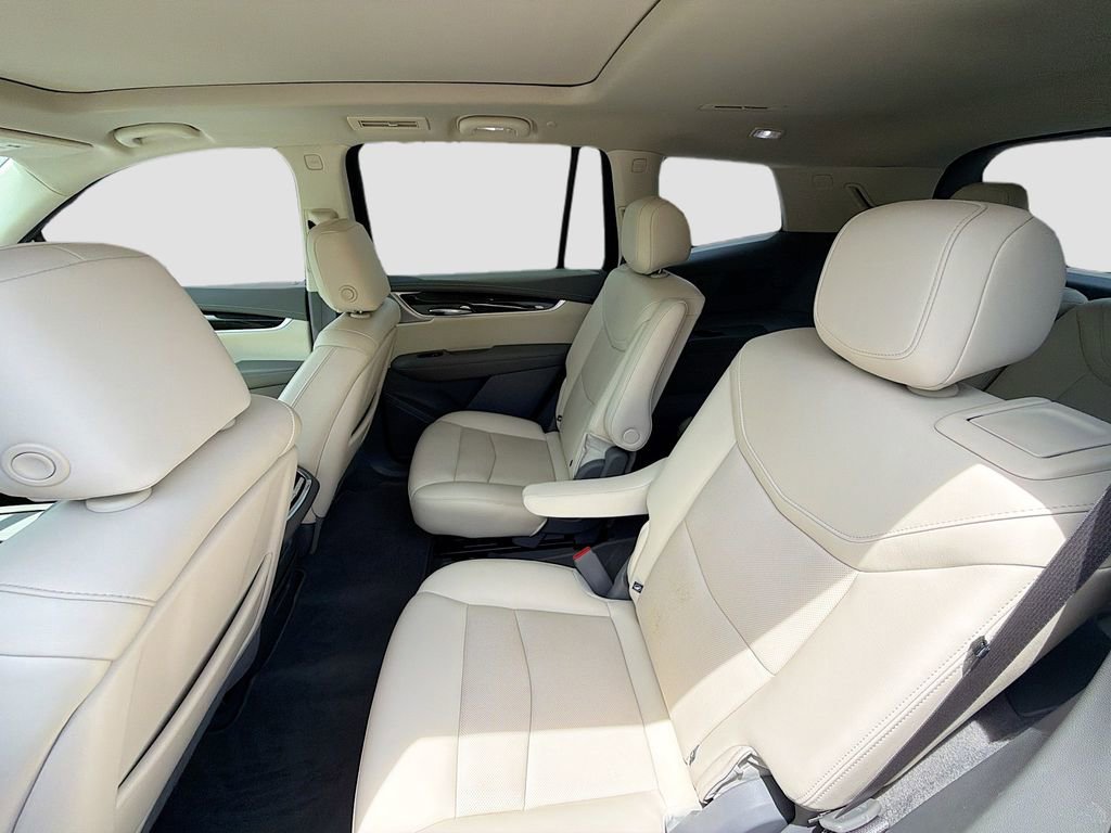 Used 2021 Cadillac XT6 Premium Luxury image 23