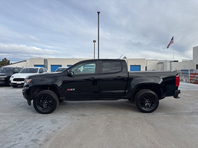 Used 2022 Chevrolet Colorado Z71 w/ Z71 Midnight Edition image 5