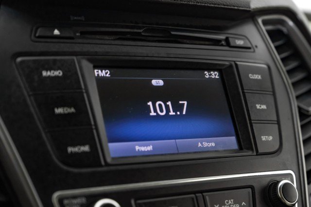 Used 2017 Hyundai Santa Fe Sport FWD image 25