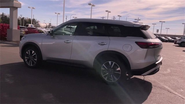 Used 2023 INFINITI QX60 Luxe image 7