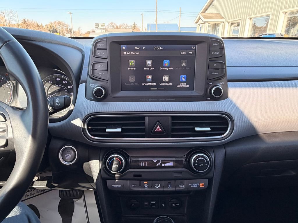 Used 2021 Hyundai Kona Limited image 23