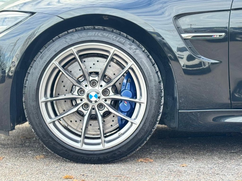 Used 2018 BMW M3 image 11