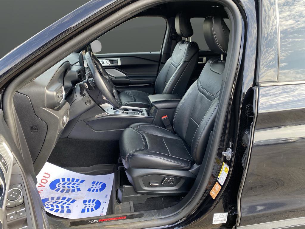 Used 2020 Ford Explorer ST w/ Premium Technology Package image 4