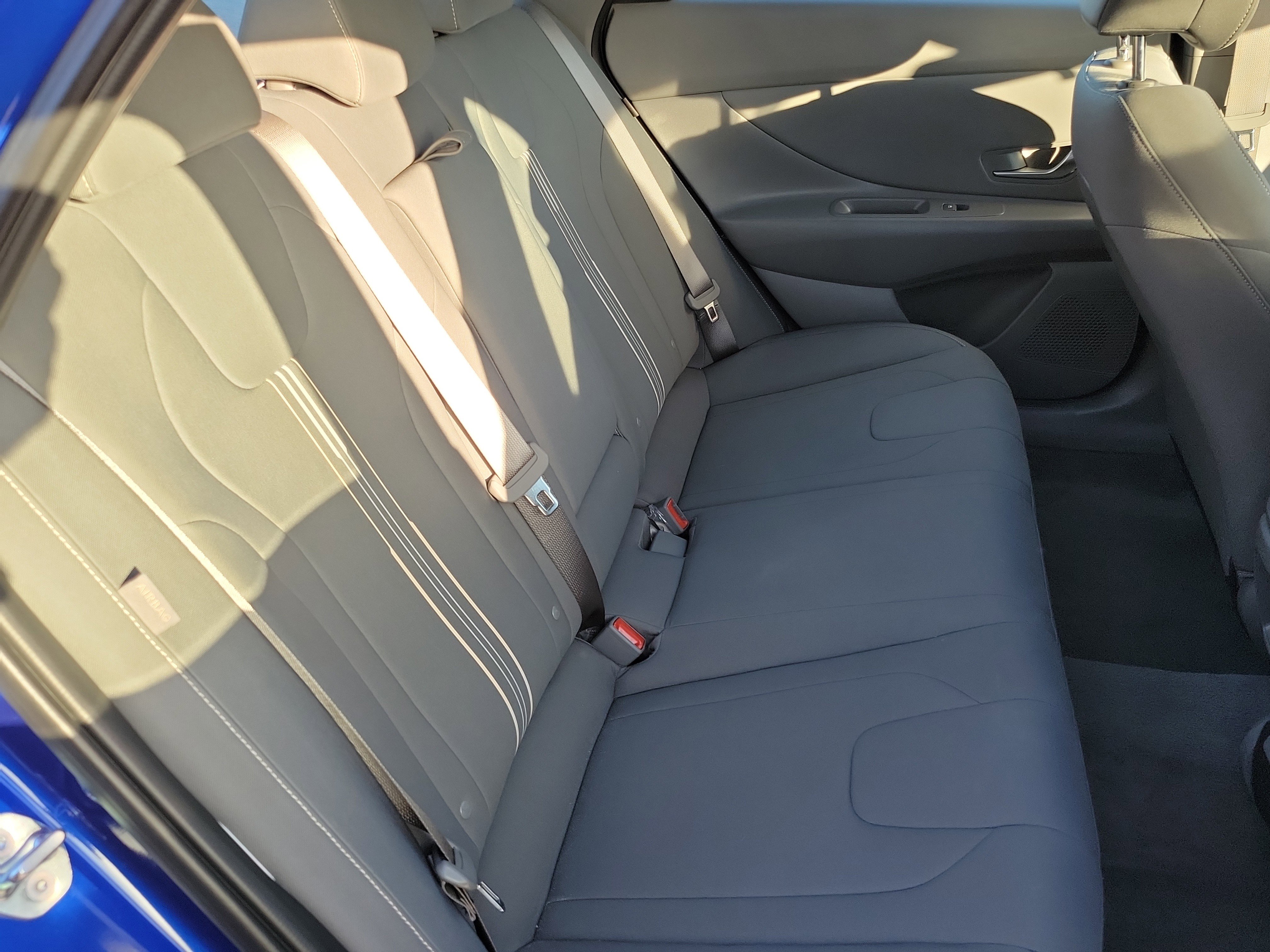 Certified 2025 Hyundai Elantra SEL image 22