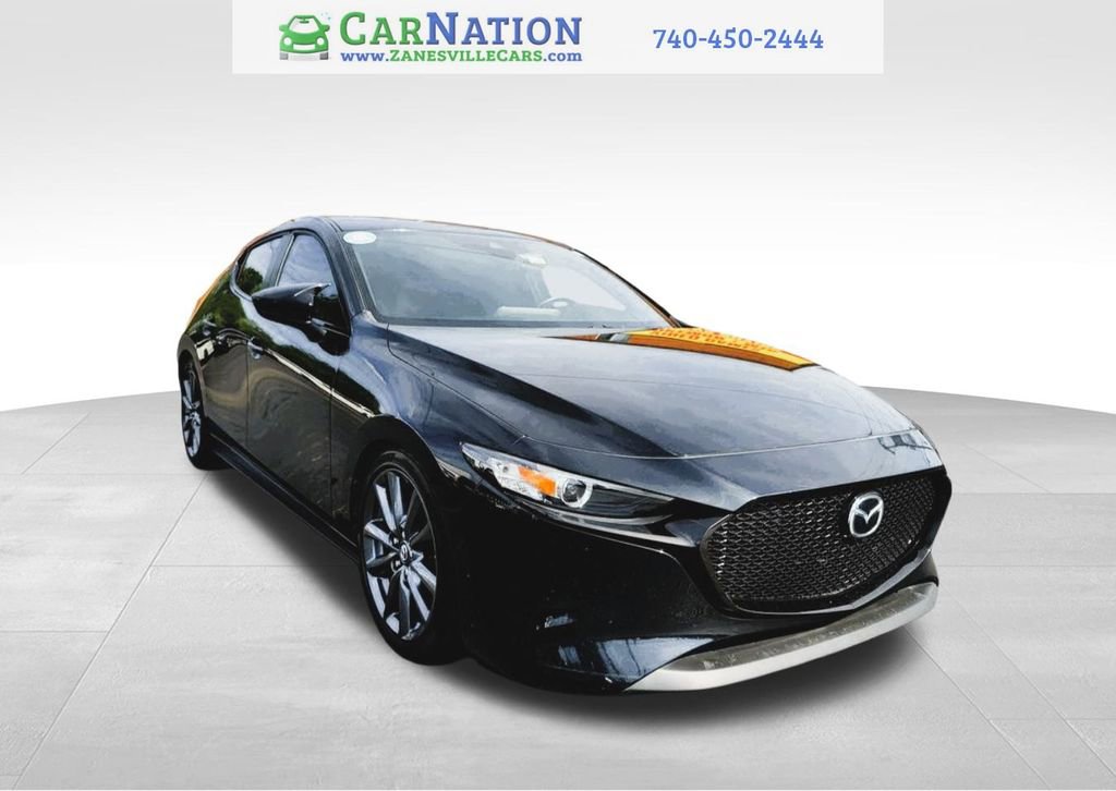 Used 2020 MAZDA MAZDA3 Hatchback image 2