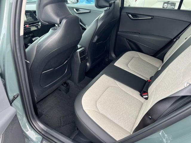 New 2025 Kia Niro SX Touring image 15