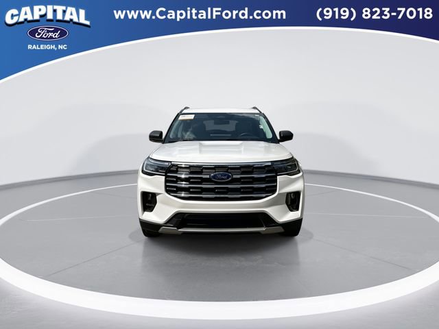 Certified 2025 Ford Explorer Active w/ Active Comfort Package AWD/4WD image 3