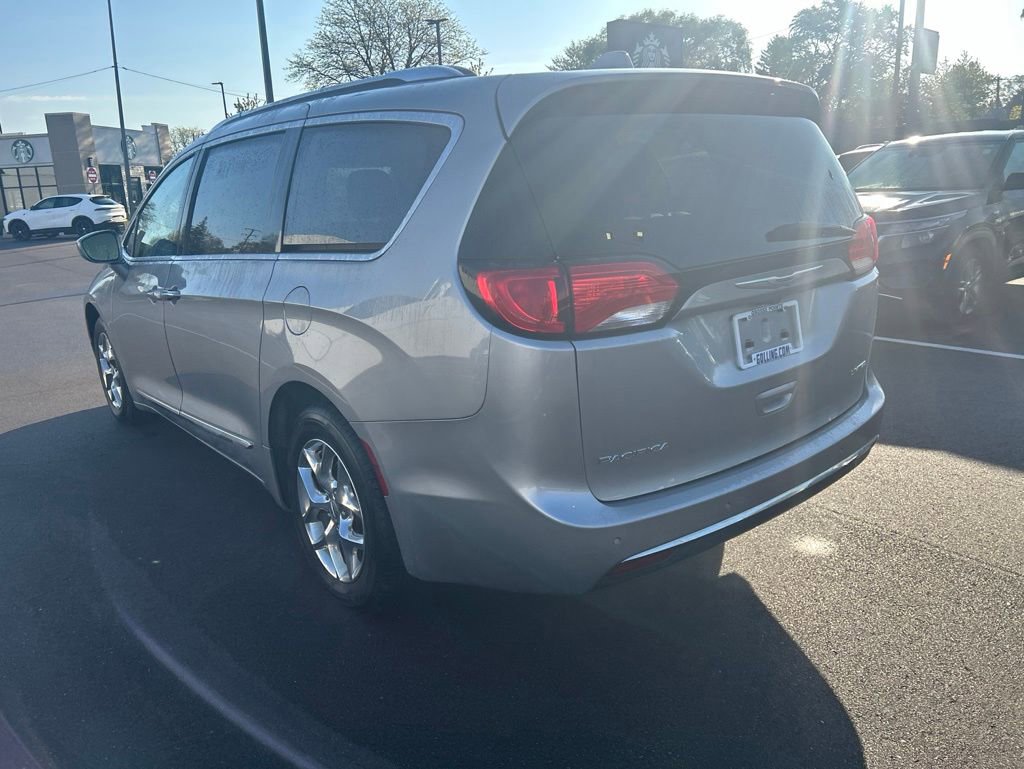 Used 2019 Chrysler Pacifica Limited FWD image 7