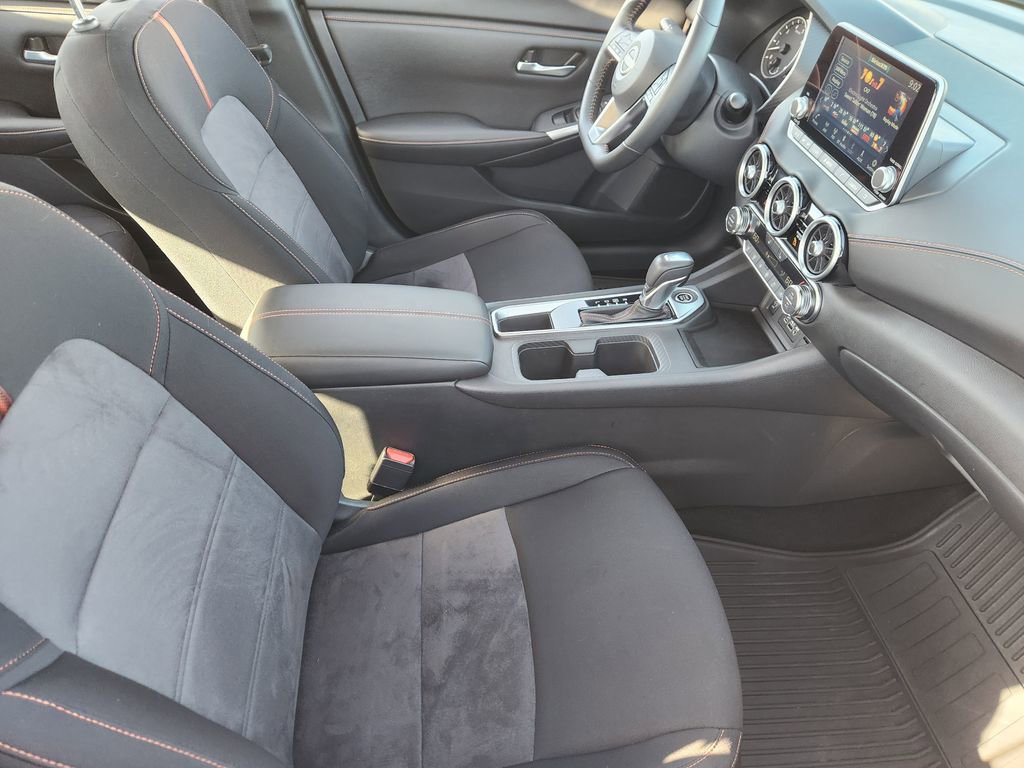 Used 2024 Nissan Sentra SR image 11