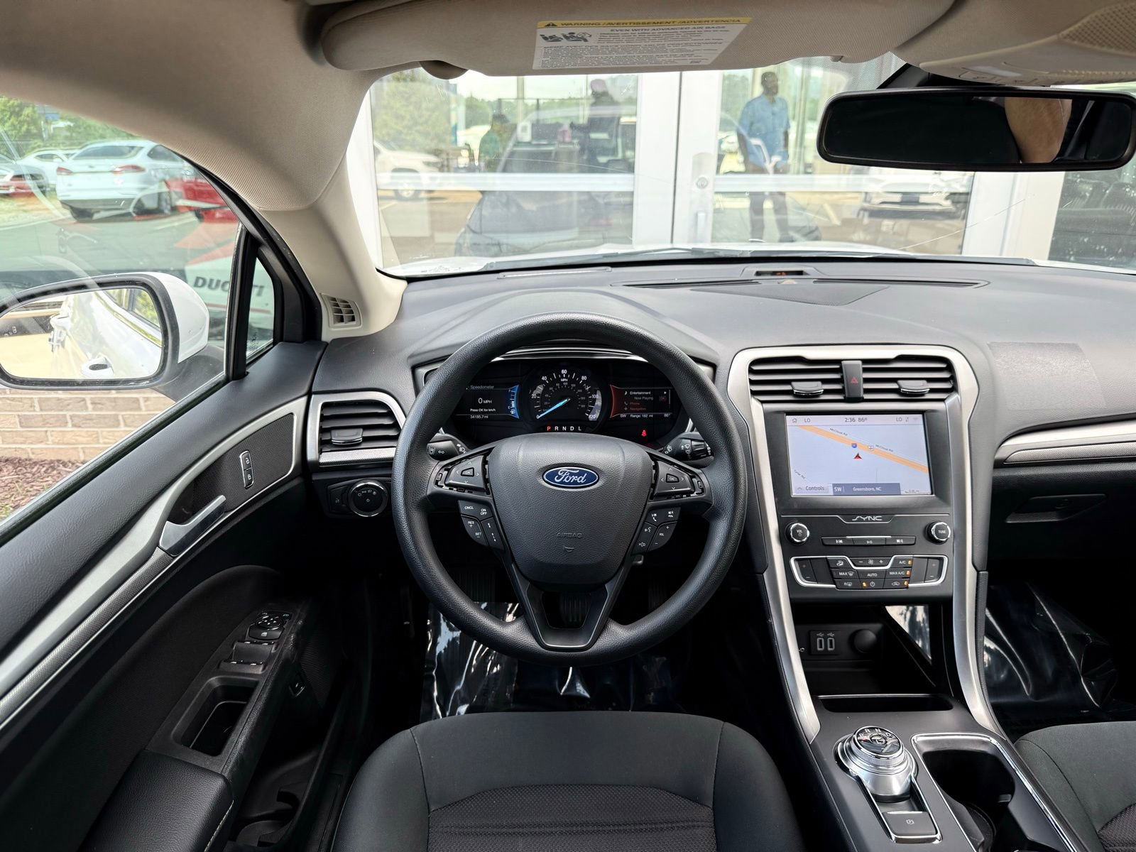 Used 2020 Ford Fusion SE FWD image 22
