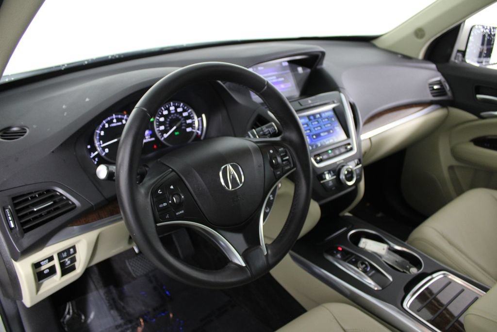 Used 2017 Acura MDX w/ Technology Package AWD/4WD image 18