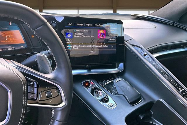 Used 2022 Chevrolet Corvette Stingray Premium Cpe w/ Z51 Performance Package image 6